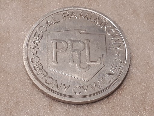 Zdjęcie oferty: Medal pamiątkowy PRL obrona cywilna