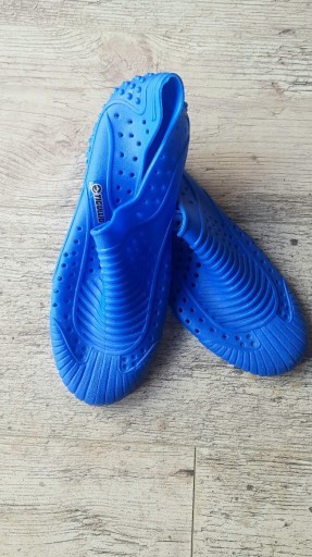 Zdjęcie oferty: Włoskie buty do wody Tigullio rozm 35