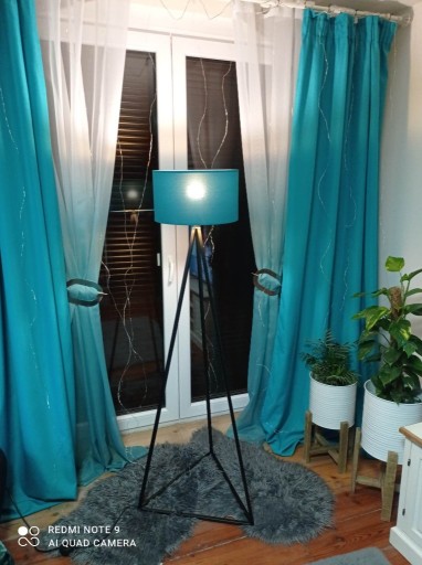 Zdjęcie oferty: LAMPA PODŁOGOWA loft stalowa, podstawa trójkątna
