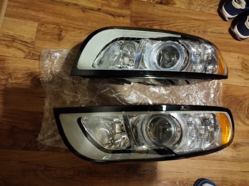 Zdjęcie oferty: Lampy Volvo V50