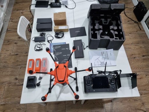 Zdjęcie oferty: Dron Yuneec H520 z kamerą E90