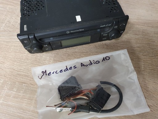 Zdjęcie oferty: Kostki ISO radia + anteny Mercedes Alpine Audio 10
