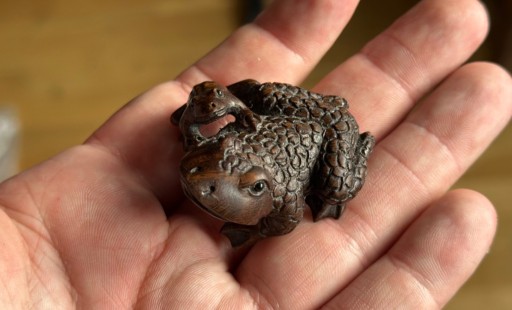 Zdjęcie oferty: Netsuke - Ropuchy - Japonia XX w. 