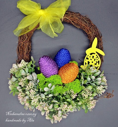 Zdjęcie oferty: Wieniec wianek na drzwi z gałązek Wielkanoc 