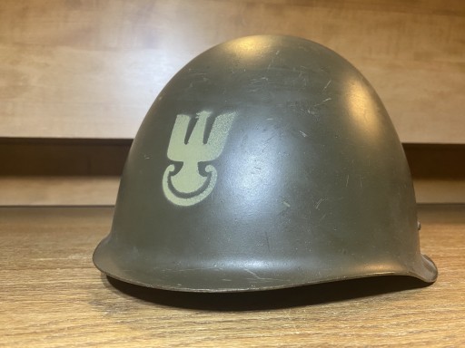 Zdjęcie oferty: Helm wojskowy Polski r 1977 rozmiar 56