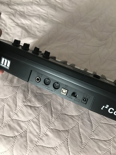 Zdjęcie oferty: Spszedam: miditech I2 Control-25