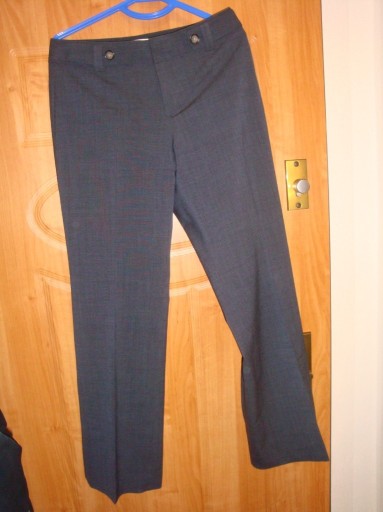 Zdjęcie oferty: Spodnie eleganckie na podszewce   roz M 