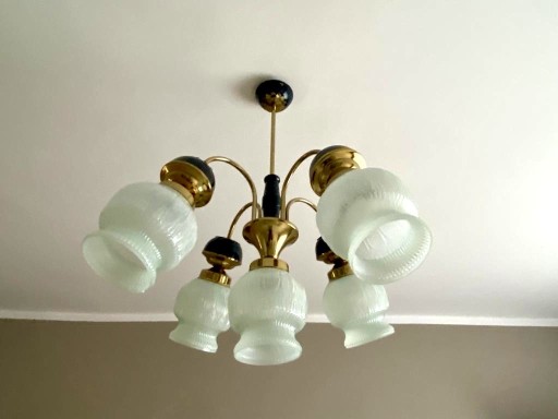 Zdjęcie oferty: LAMPA WISZĄCA - ŻYRANDOL 