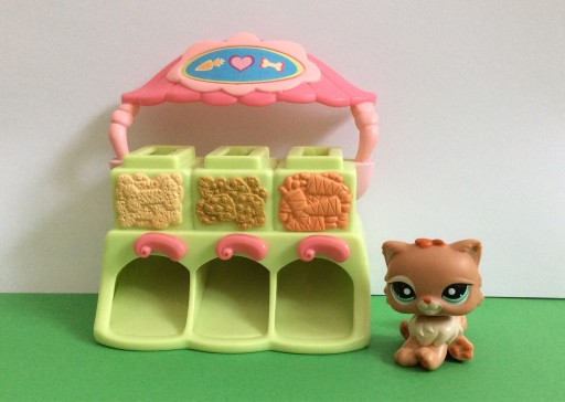 Zdjęcie oferty: LittlestPetShop figures zestaw kotek + domek