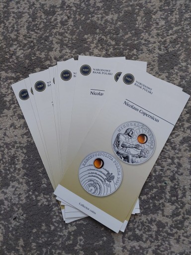 Zdjęcie oferty: Foldery w języku angielskim do monety M.Kopernik