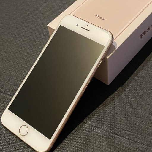 Zdjęcie oferty: iPhone 8 Złoty