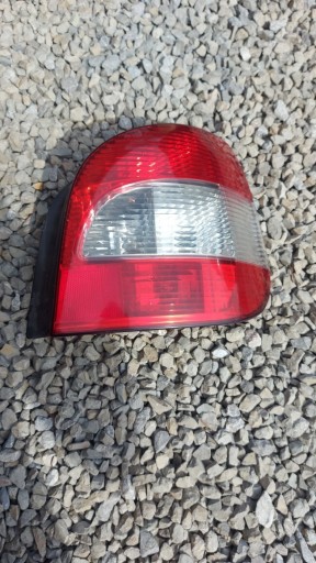 Zdjęcie oferty: Lampa prawa tylna renault scenic