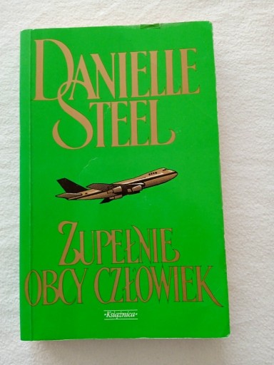 Zdjęcie oferty: Danielle Steel "Zupełnie obcy człowiek"