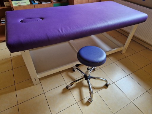 Zdjęcie oferty: Łóżko do masażu + stołek