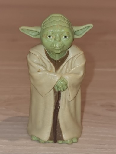 Zdjęcie oferty: Figurka McDonalds 2009 Yoda Star Wars - wróżba