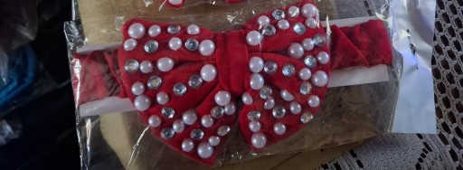 Zdjęcie oferty: Czerwona opaska na włosy dla dziewczynki