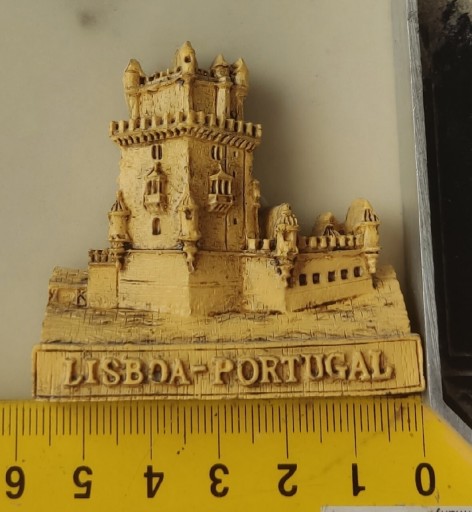Zdjęcie oferty: Magnes na lodówkę kolekcja Portugalia Lizbona 3D 