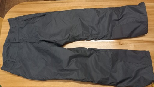 Zdjęcie oferty: Spodnie narciarskie L Decathlon czarne prawie nowe