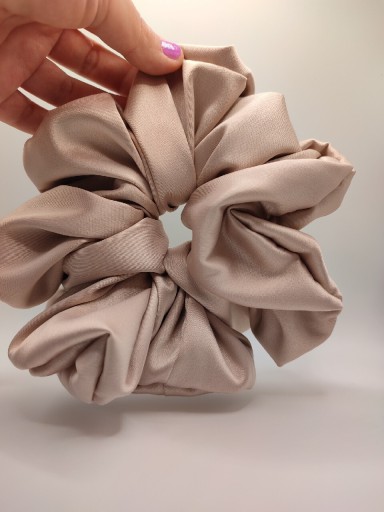 Zdjęcie oferty: Gumka typu scrunchie w rozmiarze Super Maxi