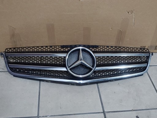 Zdjęcie oferty: Grill Mercedes C63 AMG W204 2008-2011 Atrapa 