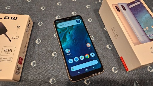 Zdjęcie oferty: Xiaomi Mi A2 Lite 3/32GB złoty dual SIM