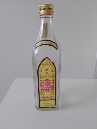 Zdjęcie oferty:  Stara butelka po wódce  Winiak Luksusowy Polmos 