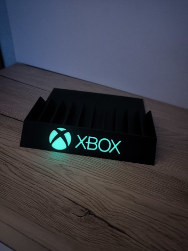 Zdjęcie oferty: Stojak na gry Xbox świecący w ciemnosci 