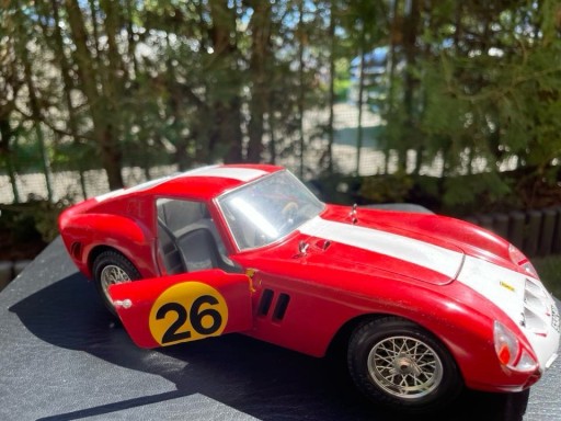 Zdjęcie oferty: Ferrari GTO 1962 Bburago (1:18)