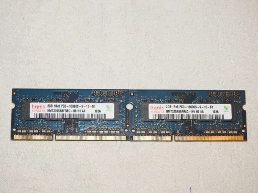 Zdjęcie oferty: Pamięć RAM DDR3 HYNIX HMT325S6BFR8C 4 GB