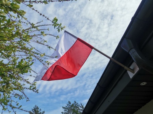 Zdjęcie oferty: Uchwyt na flagę. Flaga Polski +kij