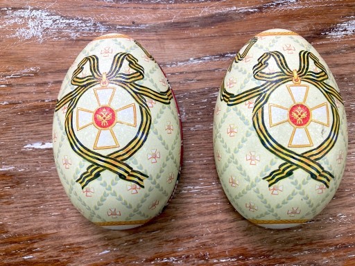 Zdjęcie oferty: Wielkanocne ozdoby, metalowe jajo-pojemnik
