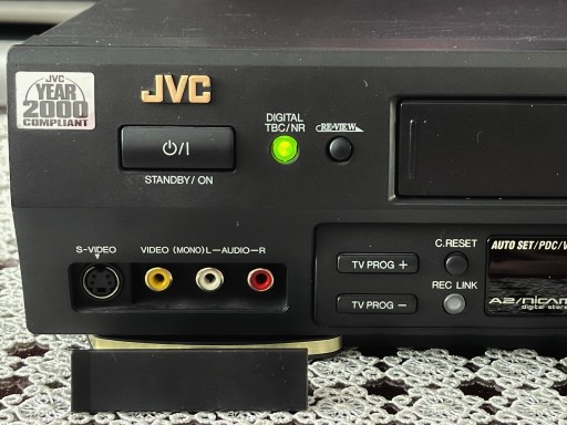 Zdjęcie oferty: Magnetowid SVHS TBC 3DNR JVC HR-S7611 Hi-Fi 6-head