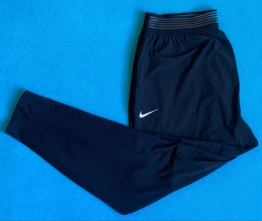 Zdjęcie oferty: Spodnie Nike Running Tights Flex Essential roz. L