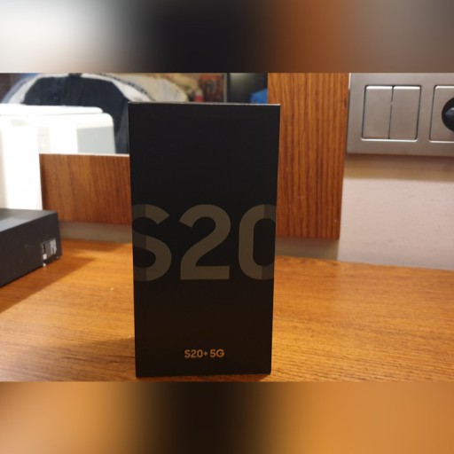 Zdjęcie oferty: S20+ 5G Duos 128GB Cosmic Grey + słuchawki buds+