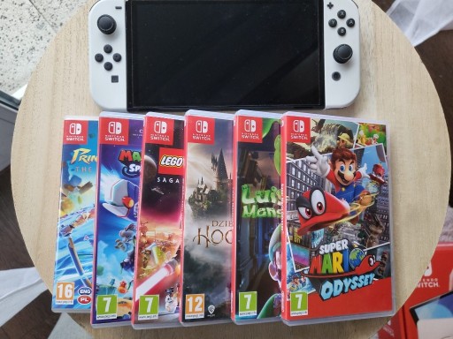 Zdjęcie oferty: Nintendo Switch Oled + 6 gier 