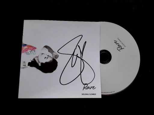 Zdjęcie oferty: SELENA GOMEZ - RARE - ORYGINALNY AUTOGRAF!