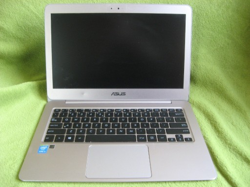 Zdjęcie oferty: Laptop Asus UX305F 13,3 Intel Core m 4. Wada