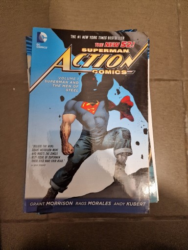 Zdjęcie oferty: Komiks po angielsku Action Comics Superman vol 1