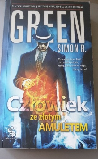 Zdjęcie oferty: Człowiek ze złotym amuletem Simon R. GREEN