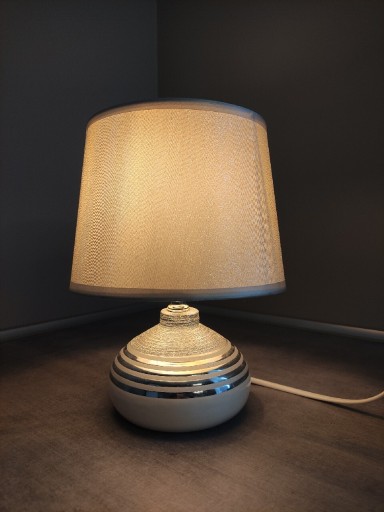 Zdjęcie oferty: Lampka nocna stołowa,Lampa Ceramiczna srebrnaLOFT 