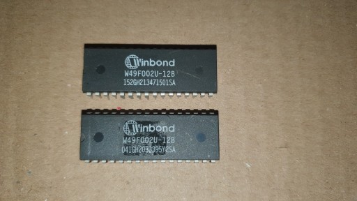 Zdjęcie oferty: Pamięci EEPROM Winbond W49F002U-12B 256Kx8BitDIP32