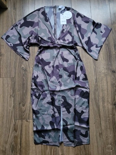 Zdjęcie oferty: sukienka NA-KD x Hanna Licious kimono 36 moro