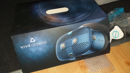 Zdjęcie oferty: HTC Vive Cosmos - zestaw gogli VR z kontrolerami
