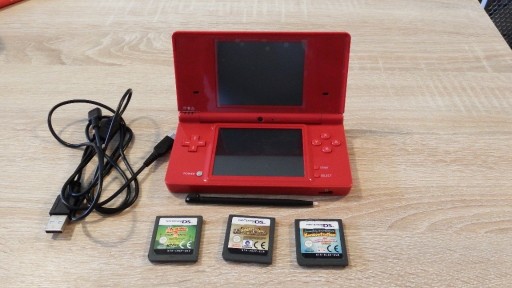 Zdjęcie oferty: Nintendo DSi 3 gry 
