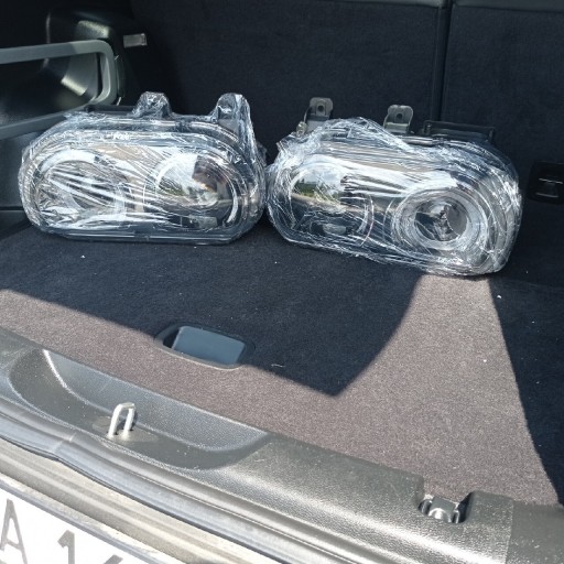 Zdjęcie oferty: Lampy Dodge Challenger 08-14 Vland 