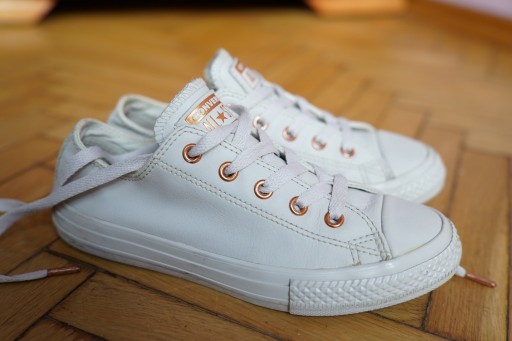 Zdjęcie oferty: Tramki CONVERSE ALL STAR orginal roz 33 skora