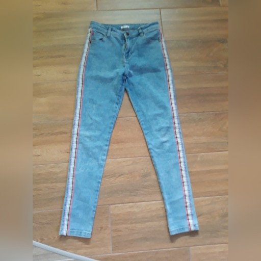 Zdjęcie oferty: Spodnie jeans dziewczęce super modne 