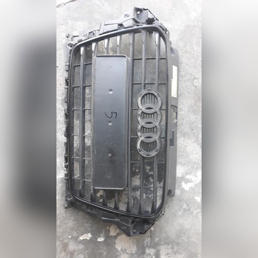 Zdjęcie oferty: Grill atrapa czarna oryginalna AUDI A3 8V 2012>