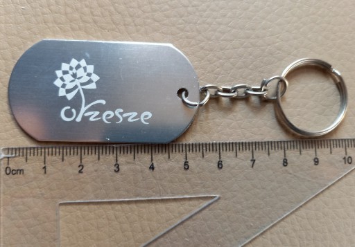 Zdjęcie oferty: Breloczek Orzesze zawieszka do kluczy brelok metal