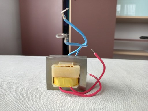 Zdjęcie oferty: Transformator sieciowy 12V 20VA